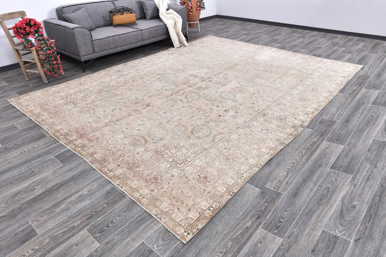 9'3'' x 12'6'' Unique Handmade Vintage Rug - 242384 - 2