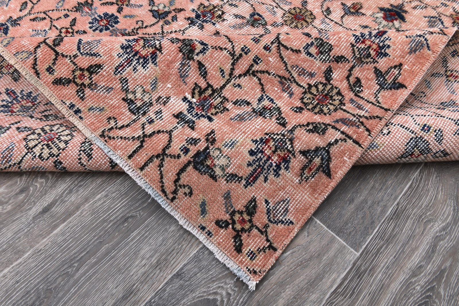 5'5'' x 8'0'' Handmade Vintage Wool Rug - 243960 - 12
