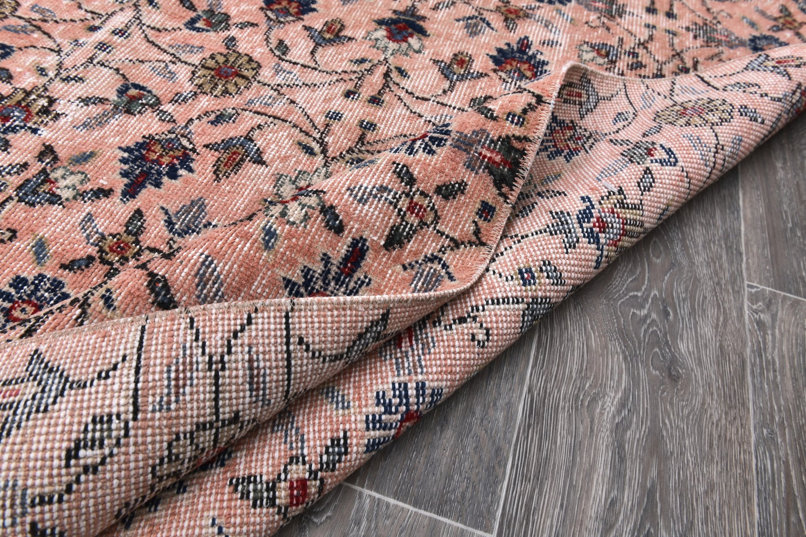 5'5'' x 8'0'' Handmade Vintage Wool Rug - 243960 - 13