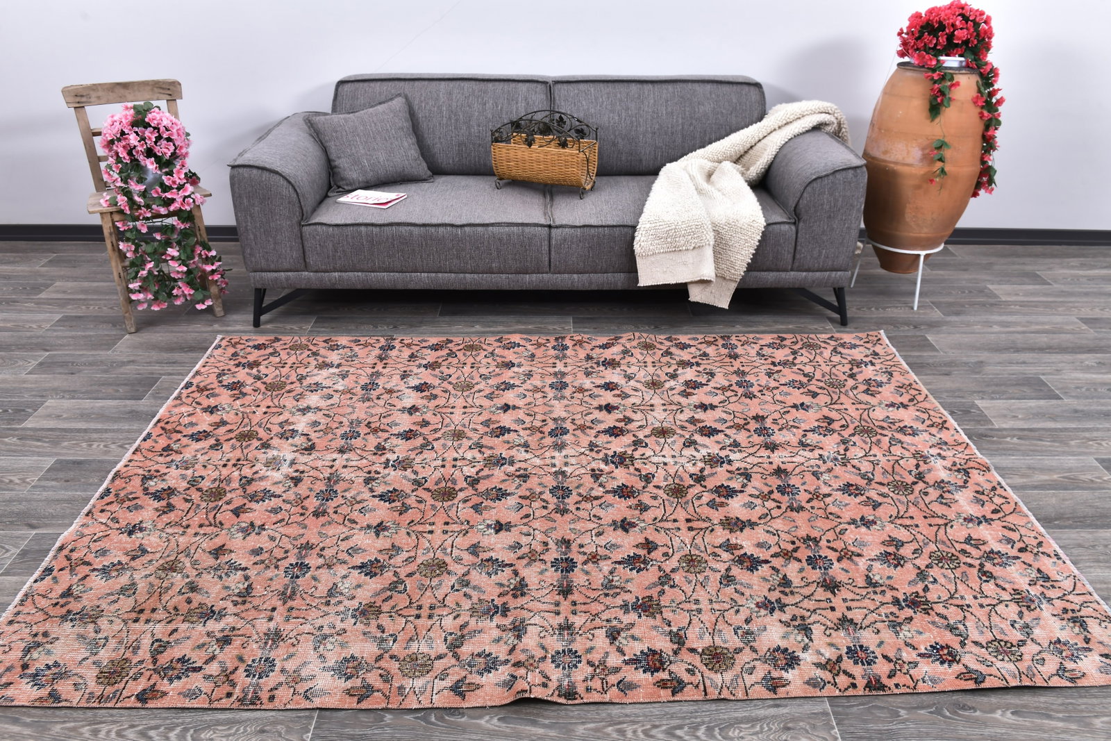 5'5'' x 8'0'' Handmade Vintage Wool Rug - 243960: Title: 5'5'' x 8'0'' Handmade Vintage Wool Rug - 243960 Description:5'5'' x 8'0'' Handmade Vintage Wool Rug - 243960 Origin:Turkiye Date/Period:1960-90 Materials:Wool,Cotton Dimension:5'5''x8'0'' ft, 