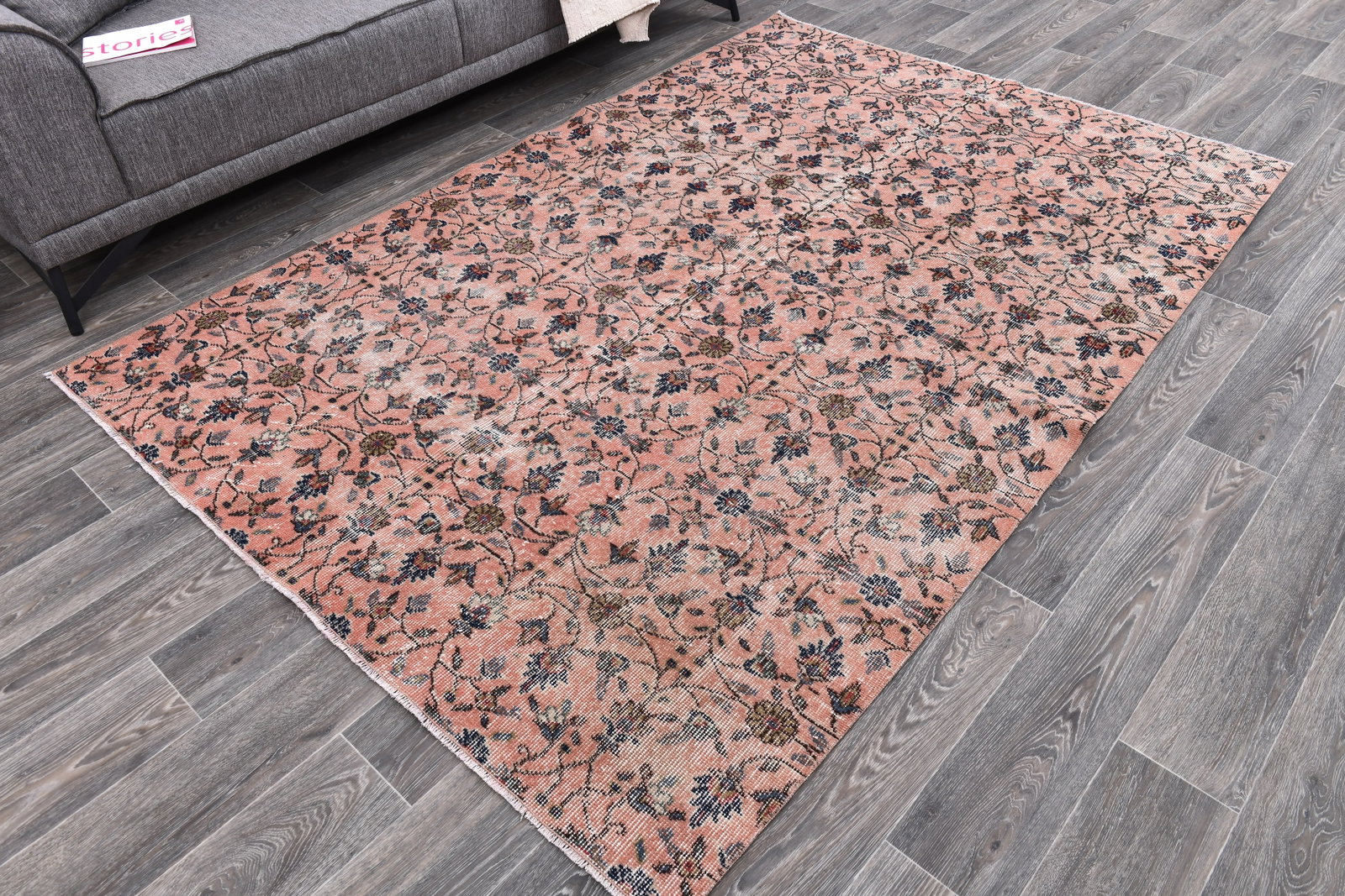 5'5'' x 8'0'' Handmade Vintage Wool Rug - 243960 - 2