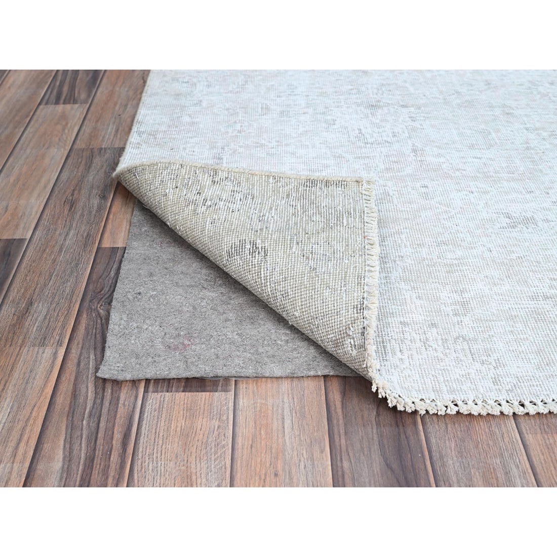 Alabaster White Organic Wool Zoroastrian Vintage Oriental Rug - 3