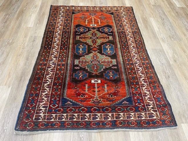 Antique persian Bakhtiari tribal Rug-4520: Title:Antique persian Bakhtiari tribal Rug-4520 Description:This Antique Persian Tribal Bakhtiari Rug is a handmade, geometric design rug made of 100% wool. Measuring 4 ft.3 inches by 6 ft.3 inches, t
