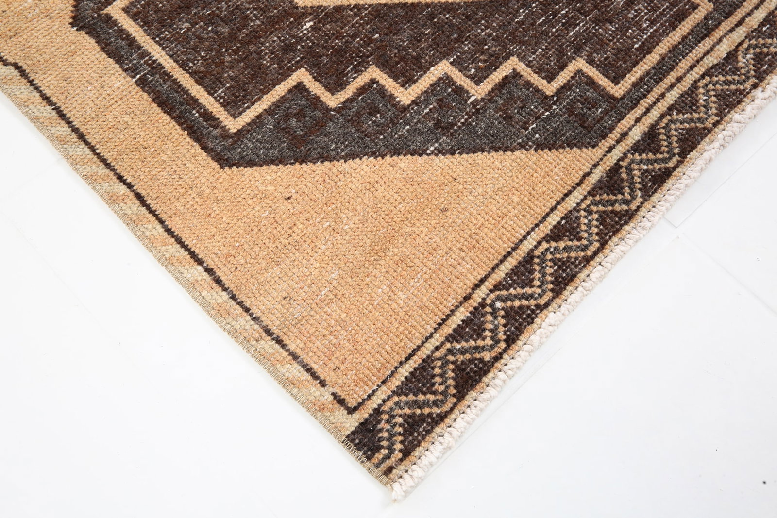 3'1'' x 11'3'' Turkish Vintage Runner Rug - 5284 - 14
