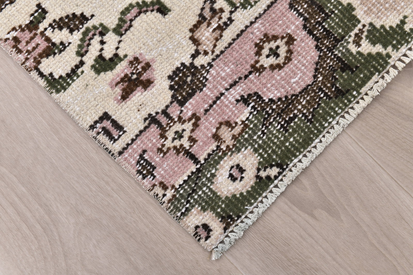 2'9'' x 8'8'' Decorative Vintage Rug - 242515 - 7