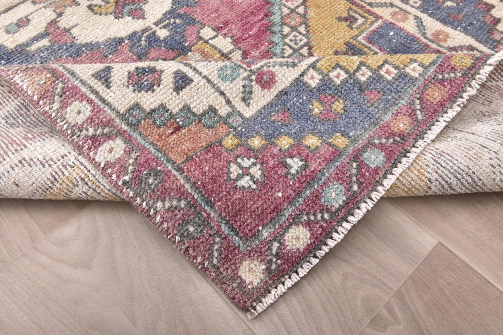 1'8'' x 2'10'' Turkish Vintage Runner Rug - 24050 - 13