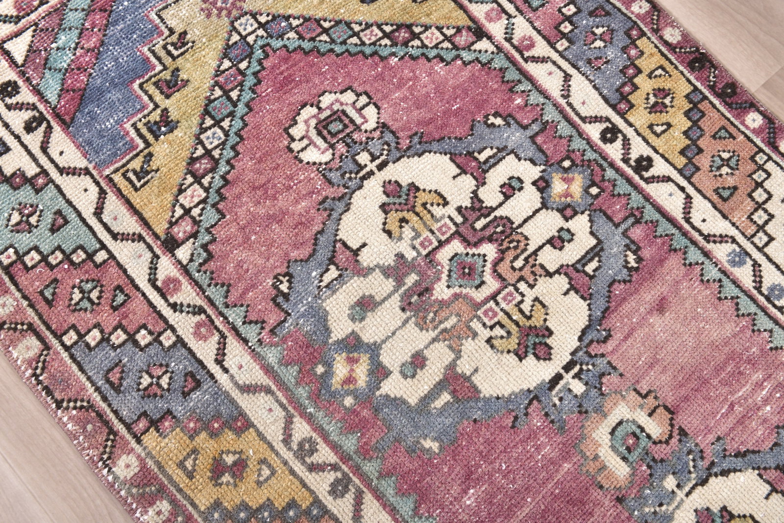1'8'' x 2'10'' Turkish Vintage Runner Rug - 24050 - 4