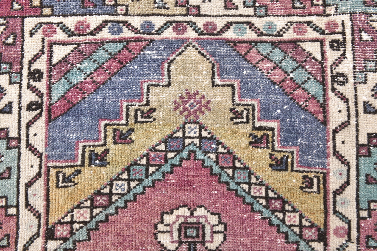 1'8'' x 2'10'' Turkish Vintage Runner Rug - 24050 - 7