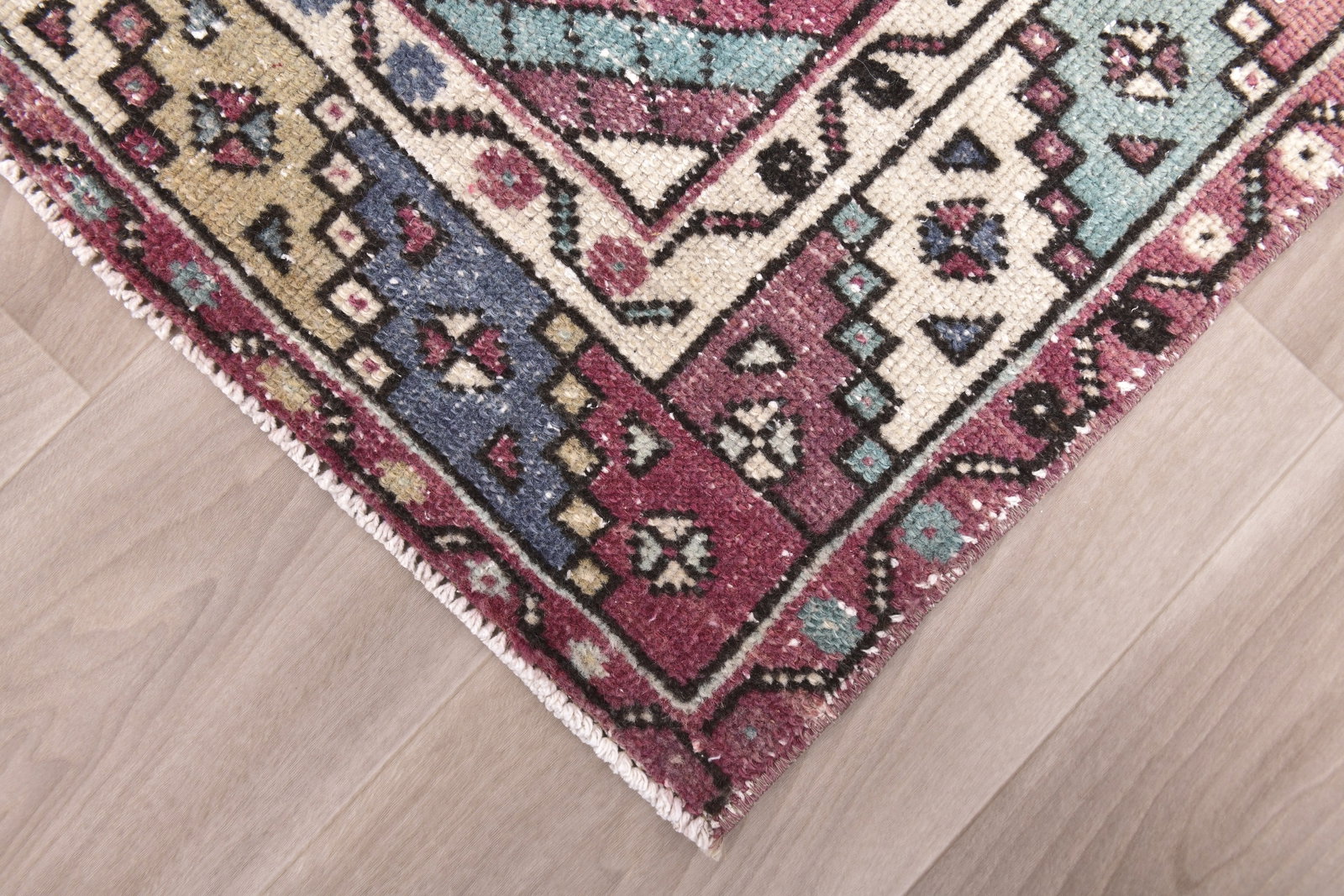 1'8'' x 2'10'' Turkish Vintage Runner Rug - 24050 - 8