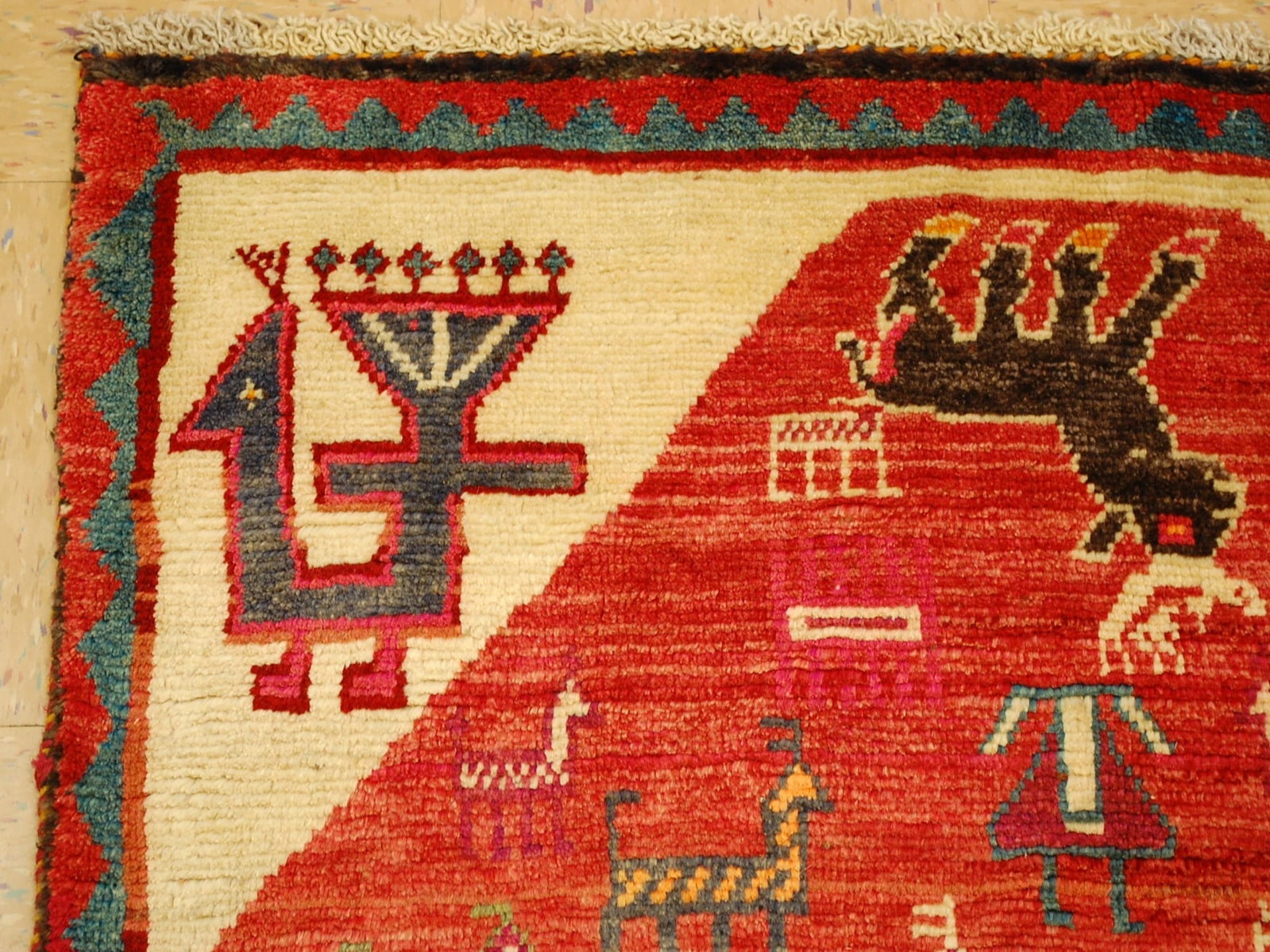Persian SHIRAZ RUG 3'6"x6'5" - 4