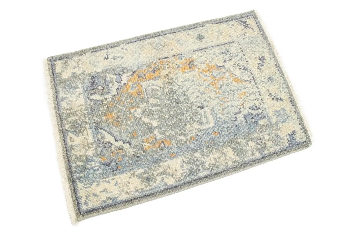 Muted Distressed Heriz 2X3 Transitional Oriental Rug - 4