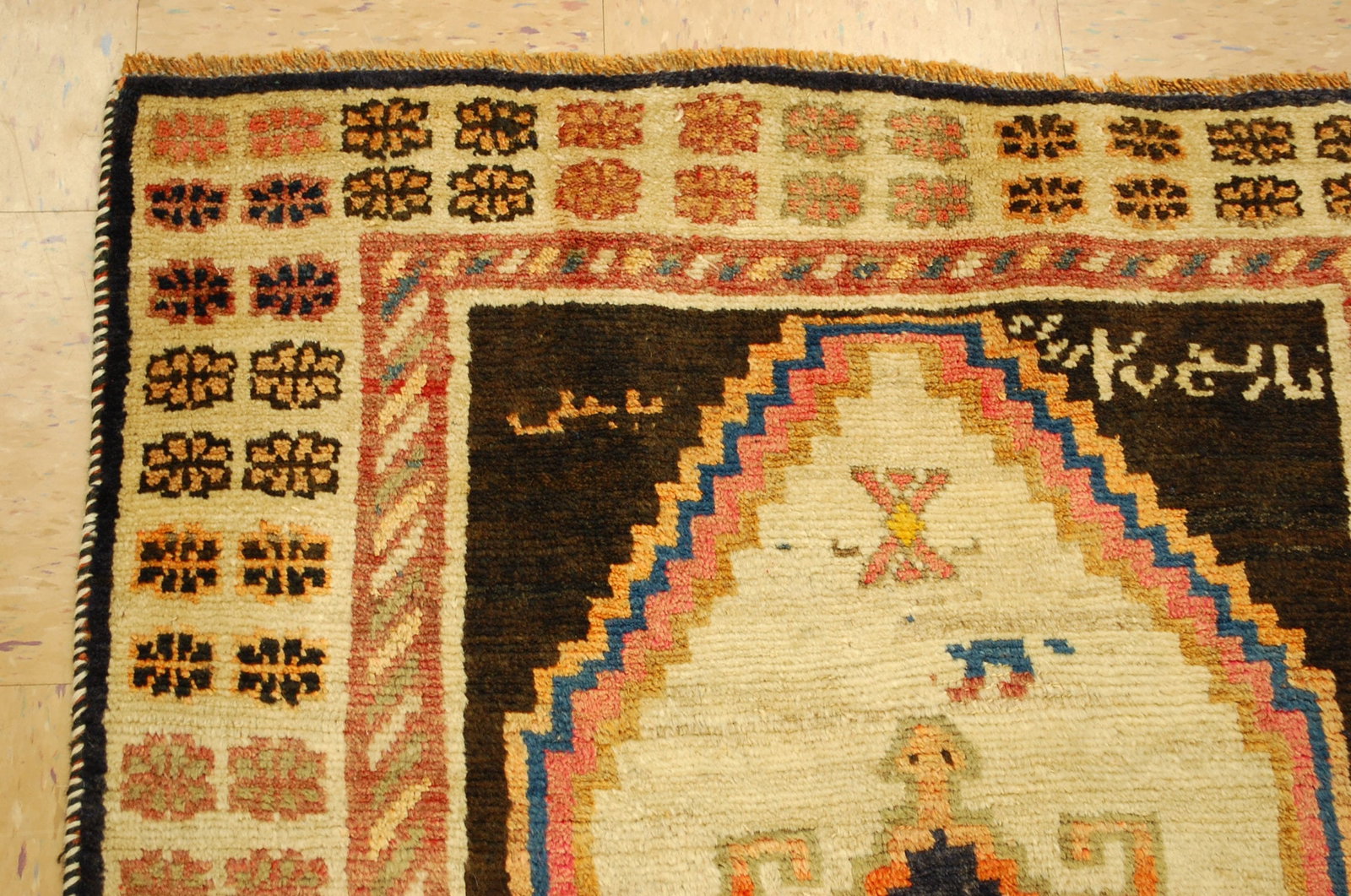 Persian SHIRAZ RUG 3.6x6.1 - 4