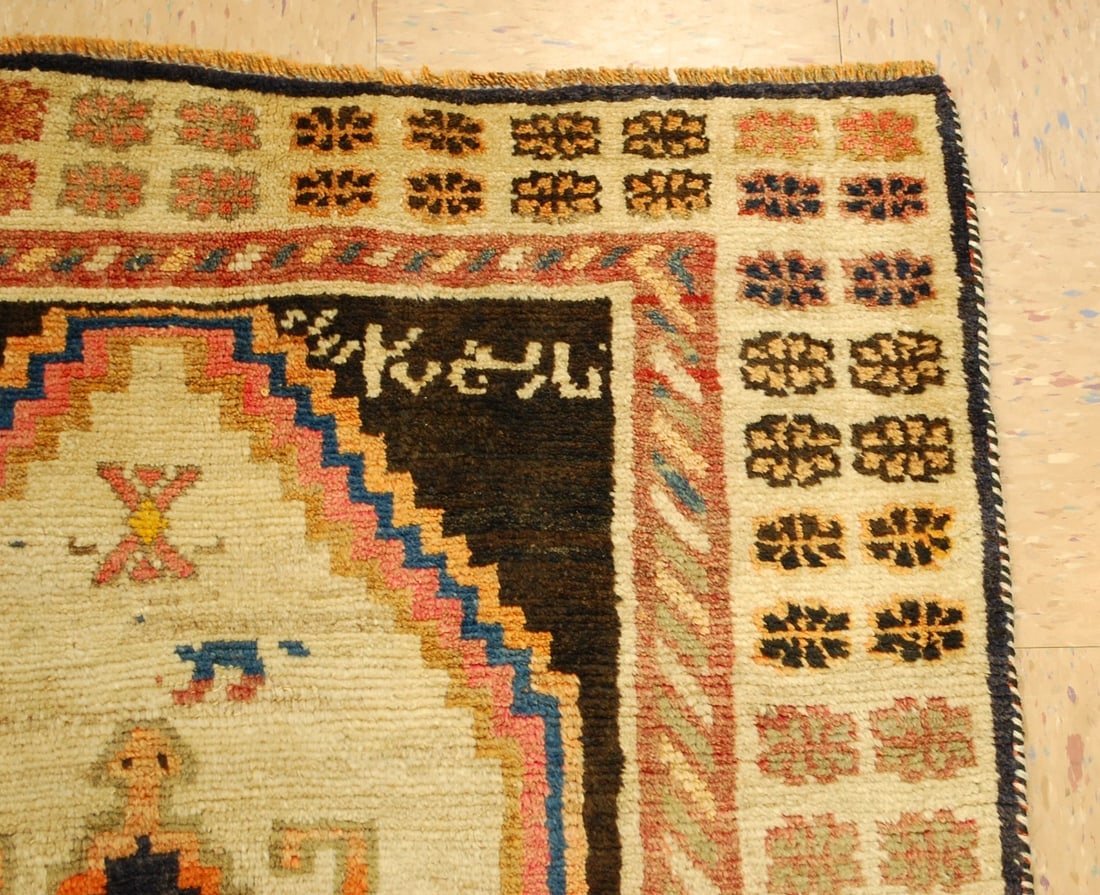 Persian SHIRAZ RUG 3.6x6.1 - 5
