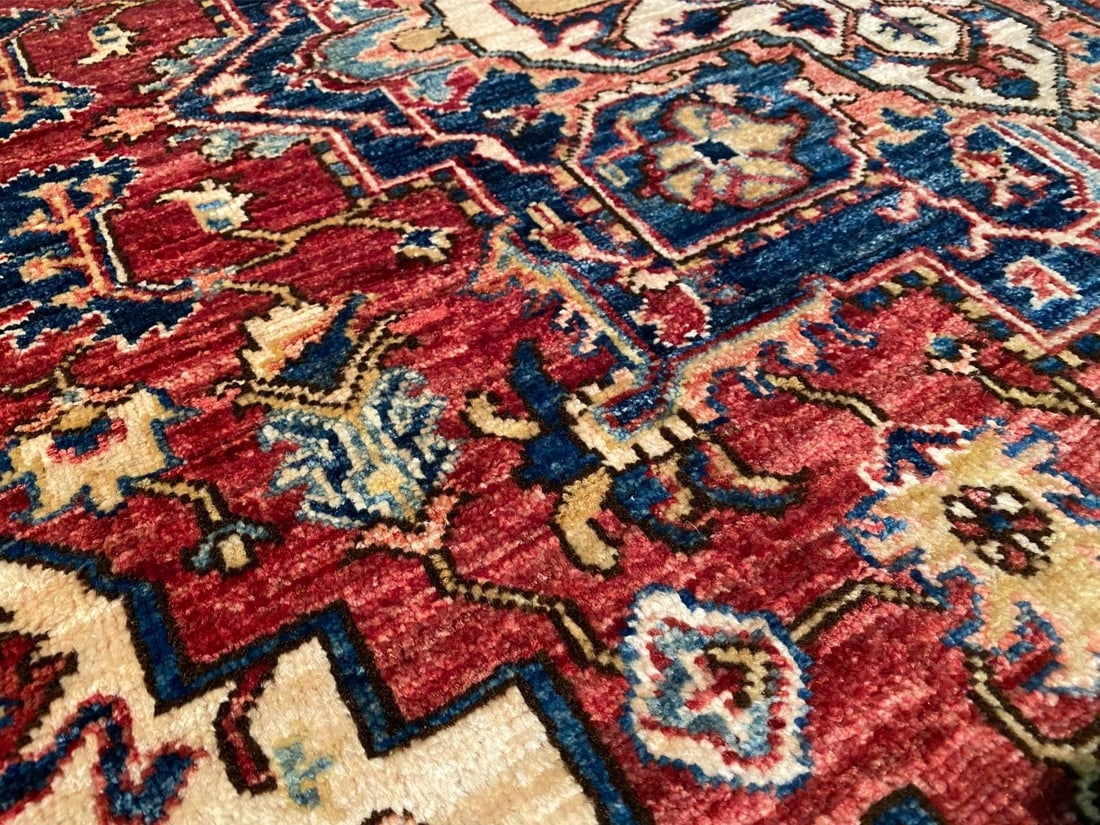 STUNNING FINE SERAPI RUG 5'.1"x7' - 6