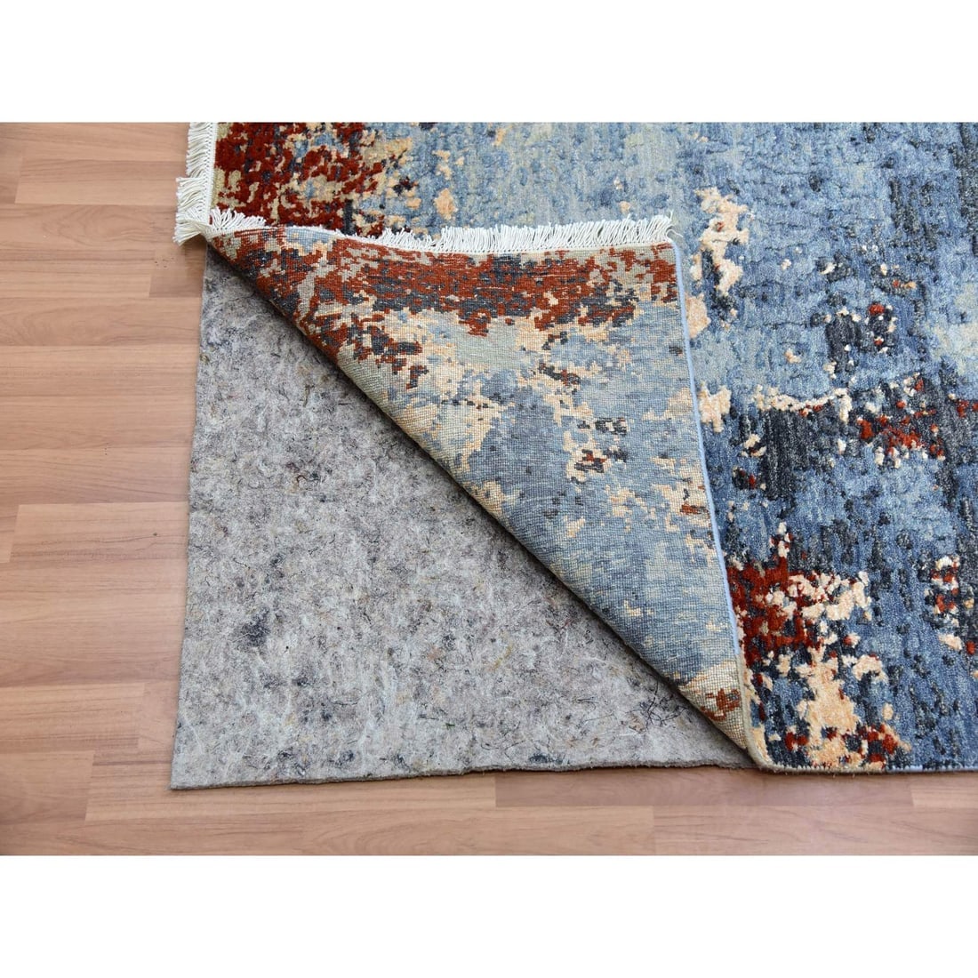 Thundercloud Gray Wool Abstract Design Hand Knotted Oriental Rug - 4