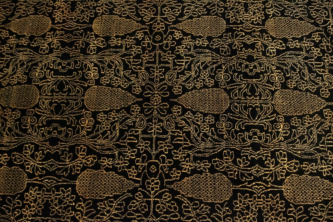 Black Floral 5X8 Modern Oriental Rug - 7