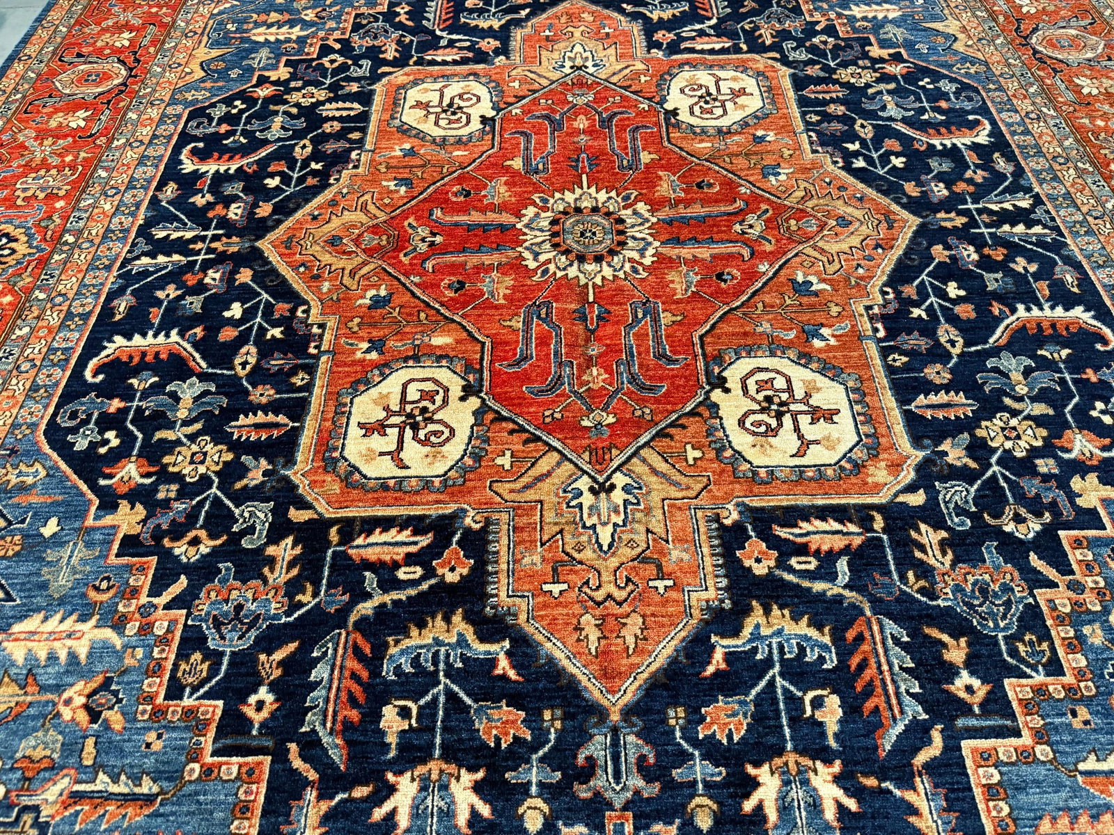 Stunning Fine Serapi Rug 10x13.9 - 2