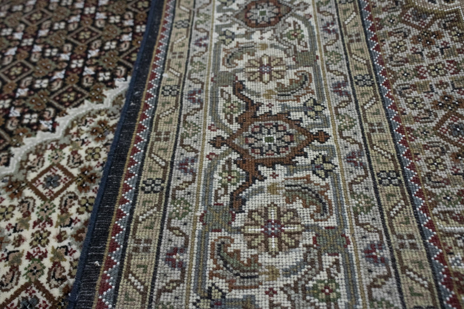 Black Floral 6X8 Tabriz Fish Mahi Oriental Rug - 16