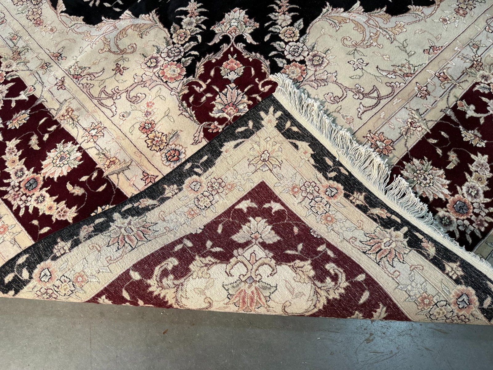 Magnificent Silk andWool Tabriz Rug 9.6x14 - 14