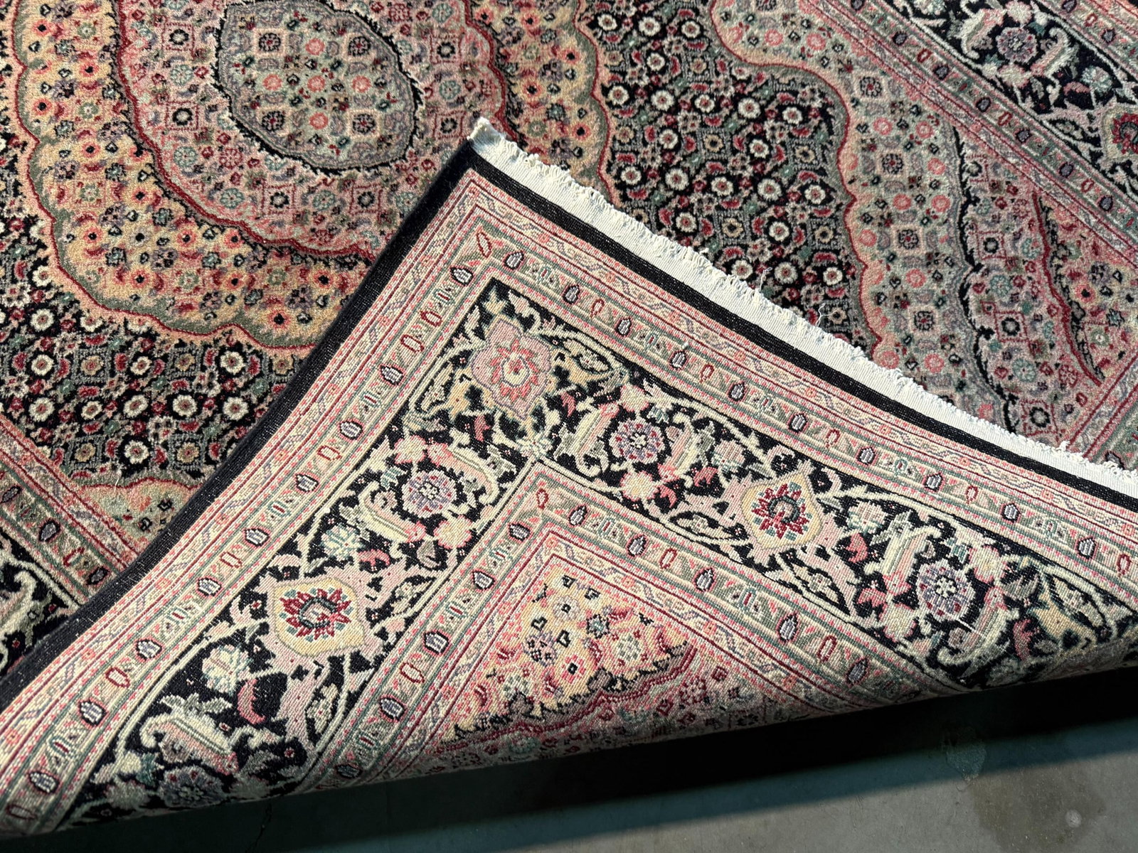 Superb SilkandWool Tabriz Rug 4x6 - 6