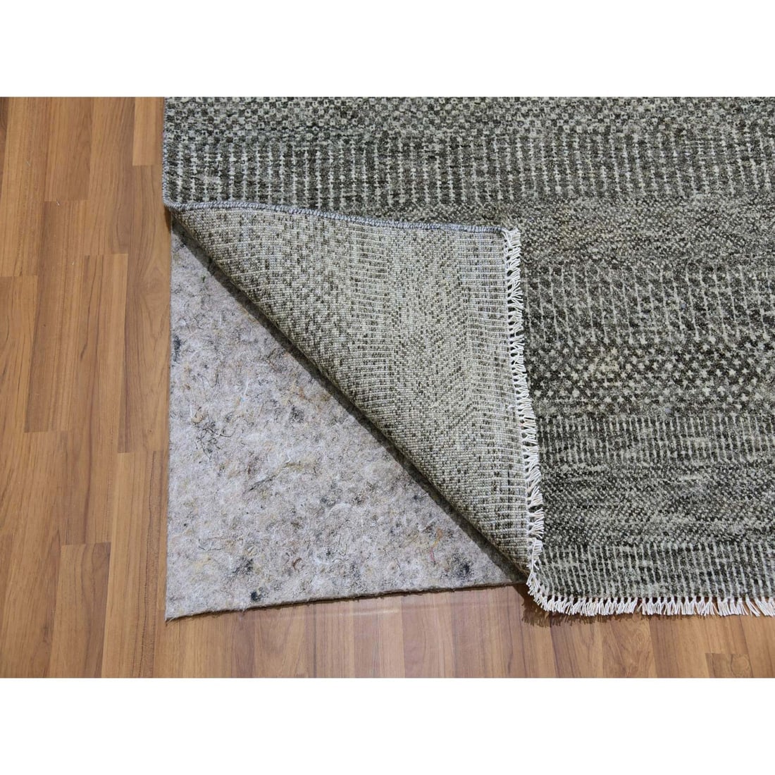 Neutral Gray Hand Knotted Grass Design Natural Undyed Wool Square Rug - 4