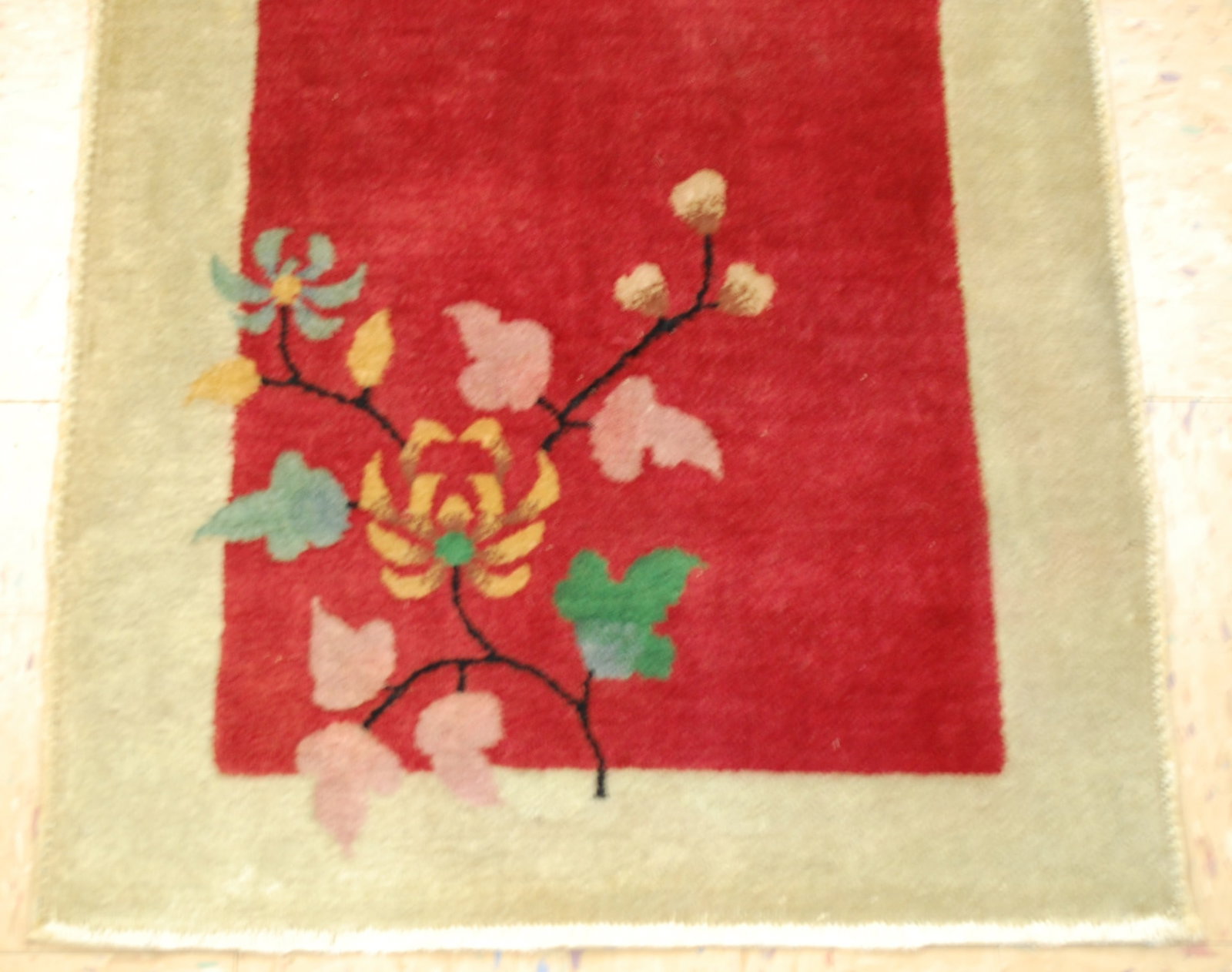 CHINESE WALTER NICHOLS RUG 2' x 3'10" - 3