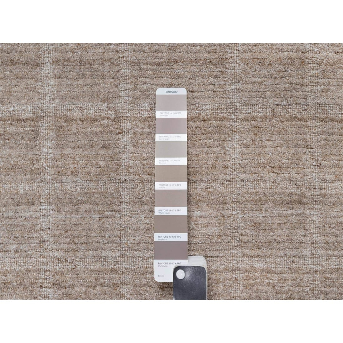 Beaver Brown Hand Loomed Modern Grid Pattern Natural Wool Oriental Rug - 7