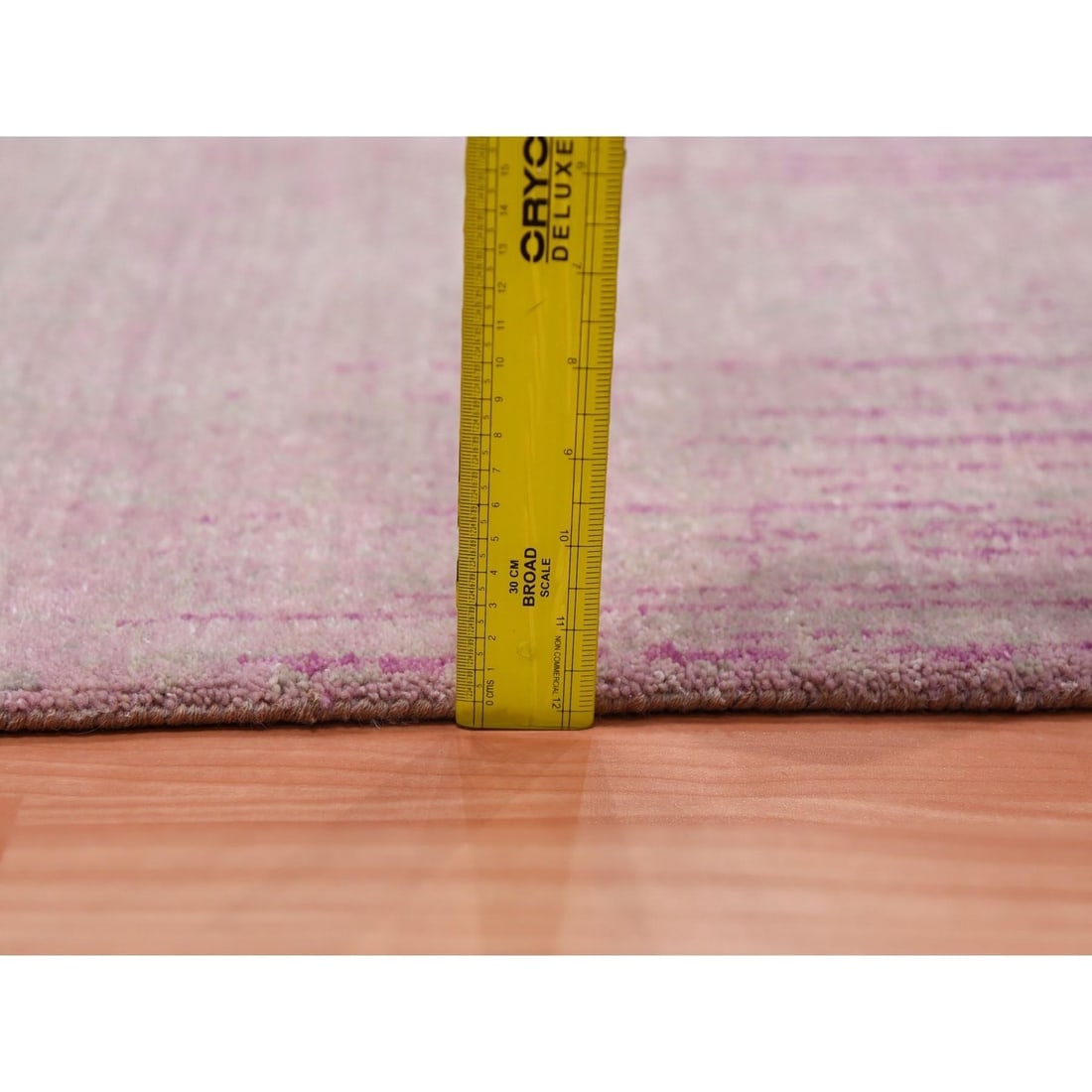 Natural Wool Pink Vertical Ombre Design Hand Knotted Oriental Rug - 6