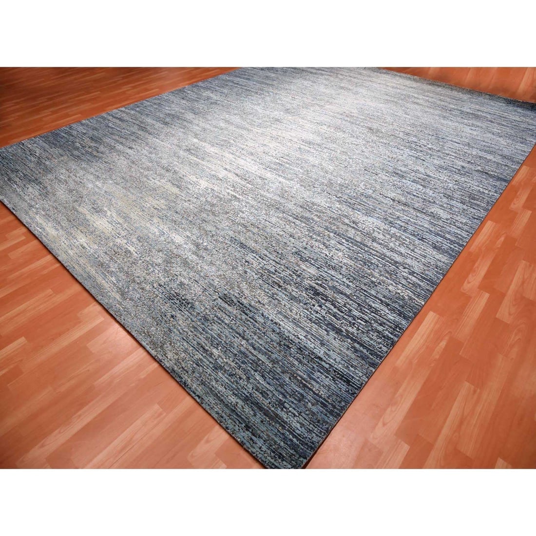 Blue Oceanic Pure Silk and Wool Hand Knotted Oriental Oversized Rug - 4