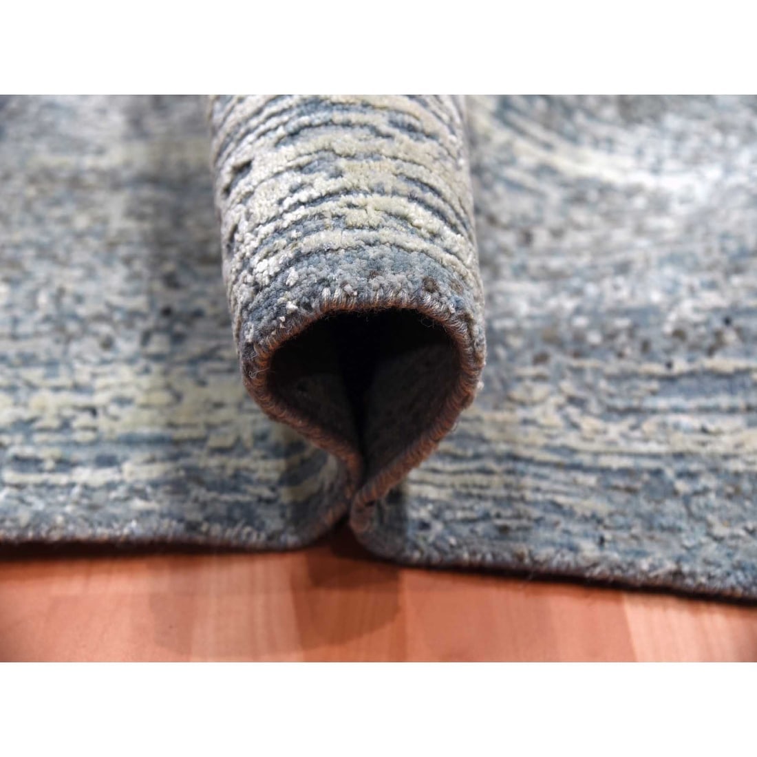 Blue Oceanic Pure Silk and Wool Hand Knotted Oriental Oversized Rug - 6