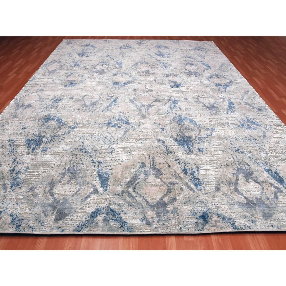 Hand Knotted Ivory with Pastels Modern Silk with Textured Wool Rug - 2