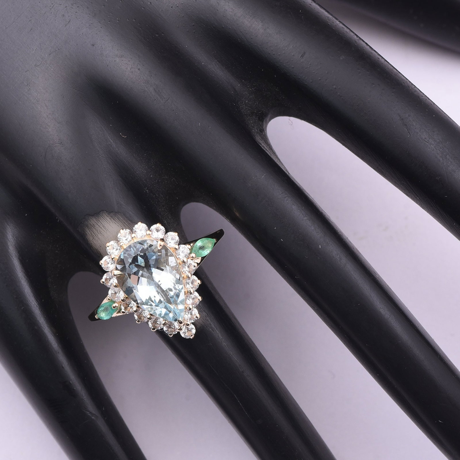 3.53 Ct Pear Aquamarine 9K Gold Ring - 2
