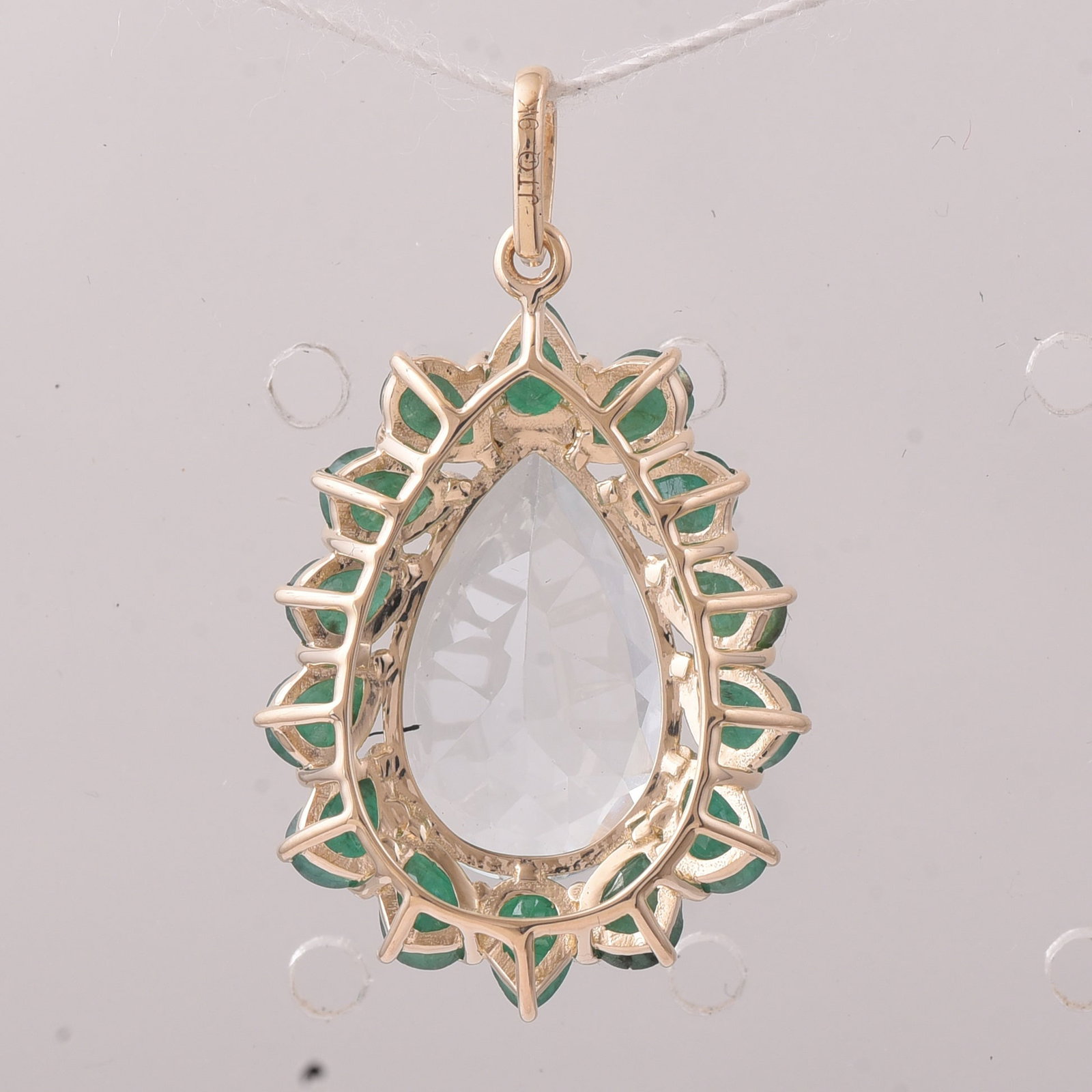 4.52 Ct Pear Aquamarine 9K Gold Pendant - 2