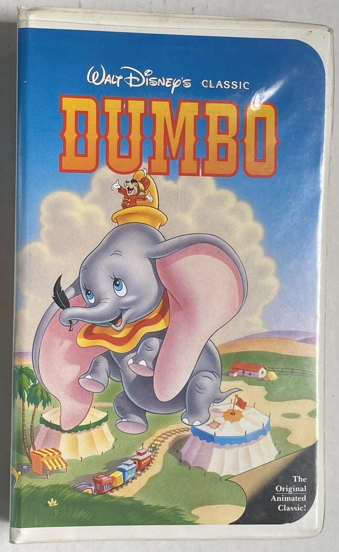 DUMBO Walt Disney Classic Rare Black Diamond VHS 1993 Clam Shell Holo FREE Ship! (1 of 9)