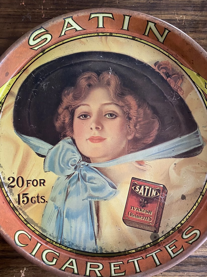 Vintage Satin Turkish Blend Cigarette Advertising Tray CHEINCO on lip Very Good (1 of 6)