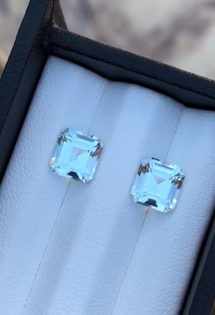 Asscher Cut Aquamarine Gemstone Pair: Bluish Beryl, 3.895 Carats - 2