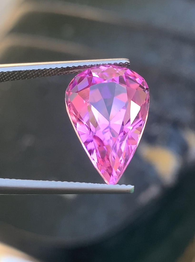 Natural Pink Kunzite Pear Cut Gemstone For Necklace - 16.365 Carat - 2