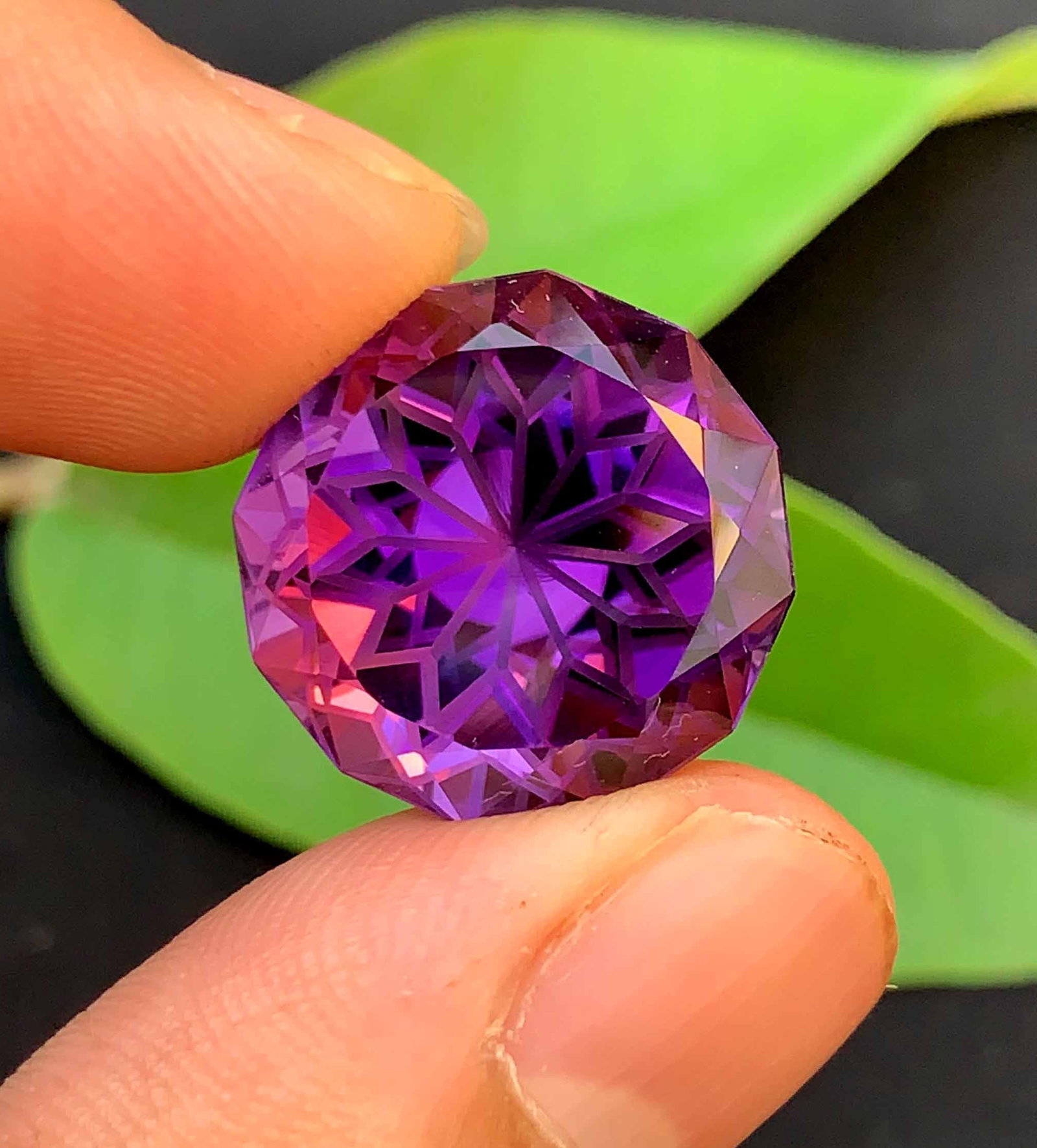 Flower Cut Amethyst Gemstone: Natural February Birthstone, 21.15 Carats - 2