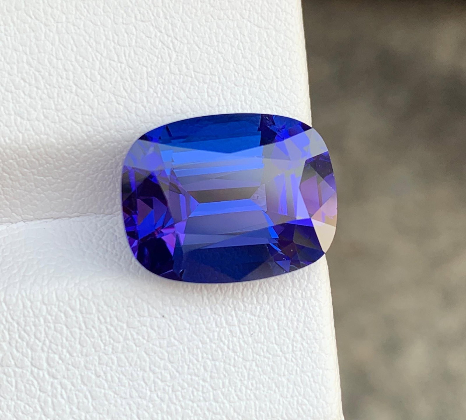 Natural AAA Tanzanite Loose Gemstone: 10.57 Carat Cushion Shape For Making Jewelry - 2