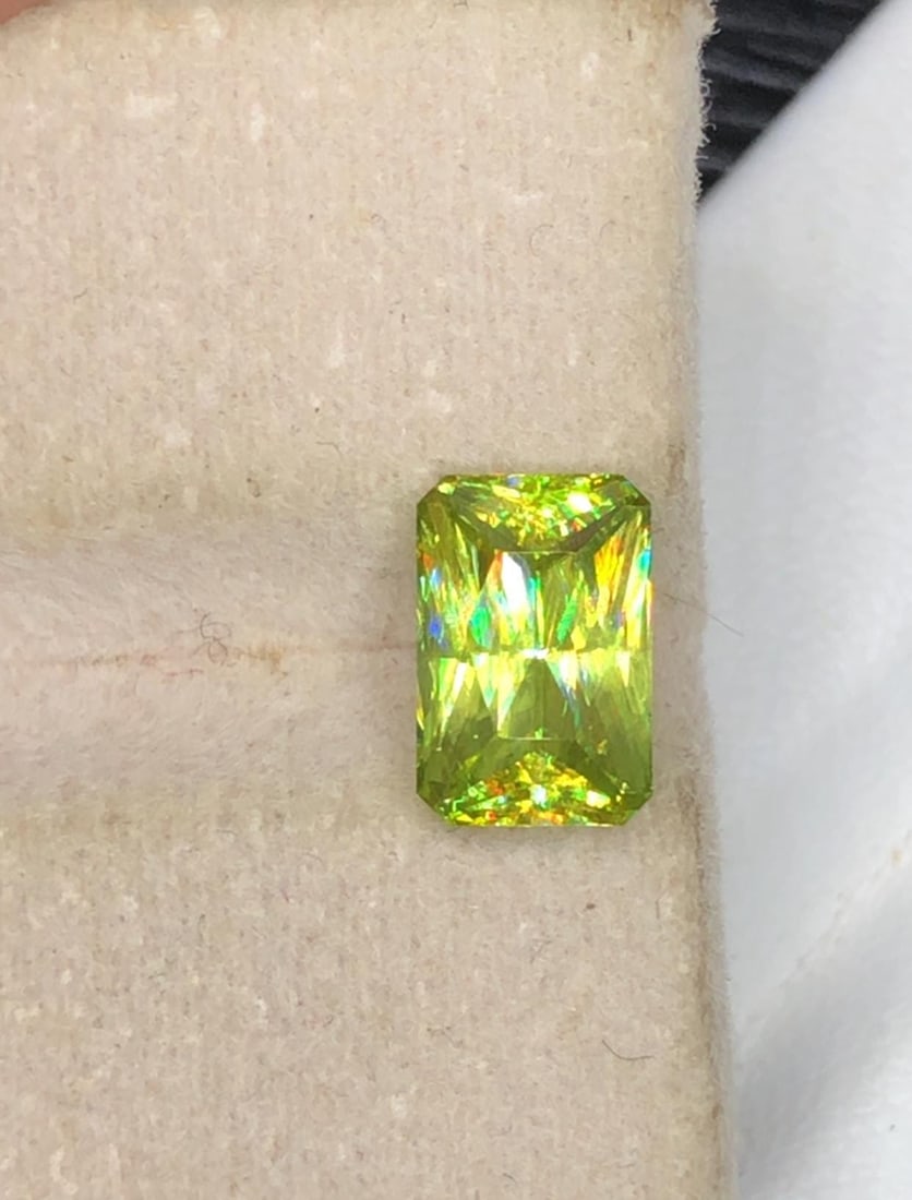 Lemon Green Sparkling Fire Titanite Sphene Gemstone From Madagascar - 2.010 Carat - 2