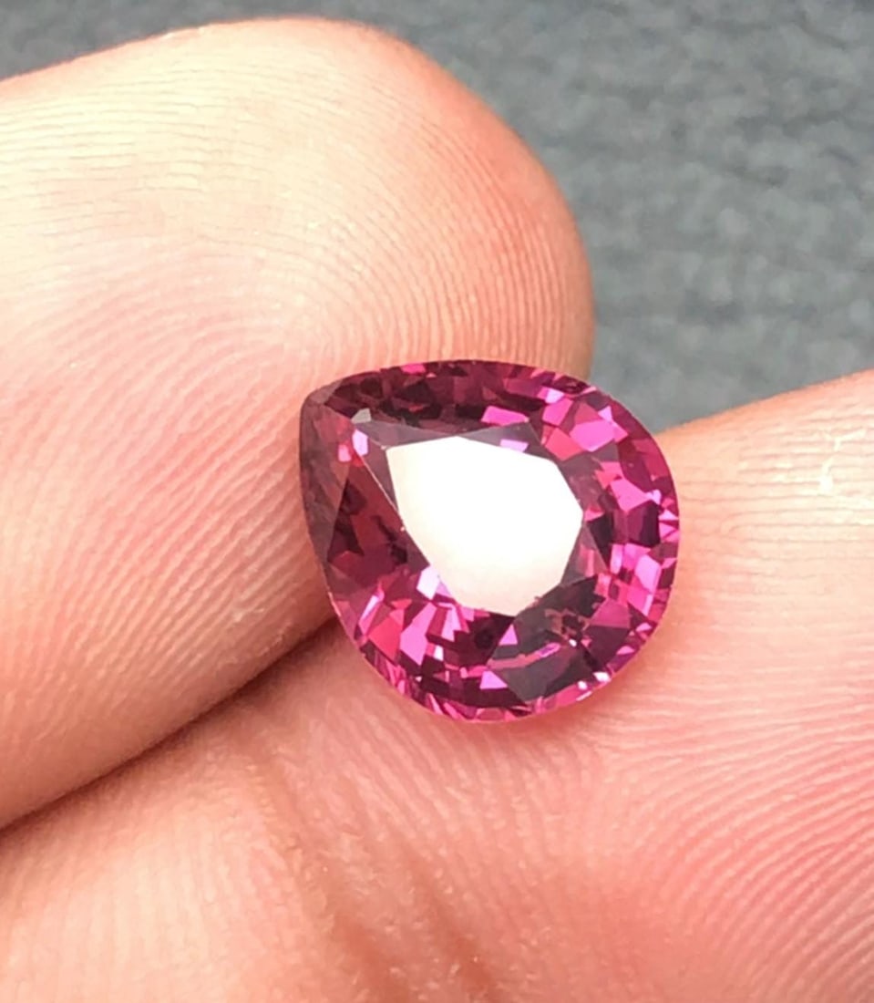 Natural Garnet Purplish Pink Gemstone From Kala Lani Tanga Mine Tanzania - 3.20 Carat - 3
