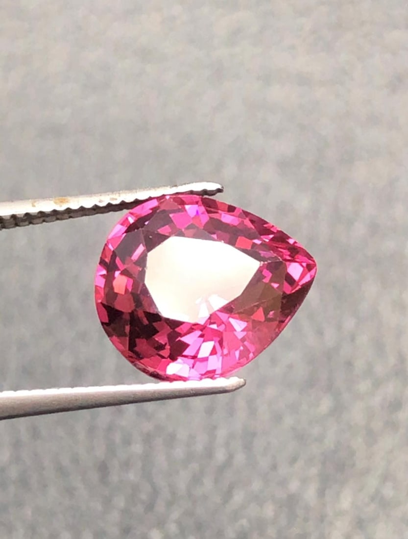 Natural Garnet Purplish Pink Gemstone From Kala Lani Tanga Mine Tanzania - 3.20 Carat - 5