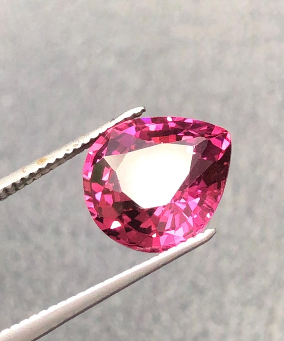 Natural Garnet Purplish Pink Gemstone From Kala Lani Tanga Mine Tanzania - 3.20 Carat - 7