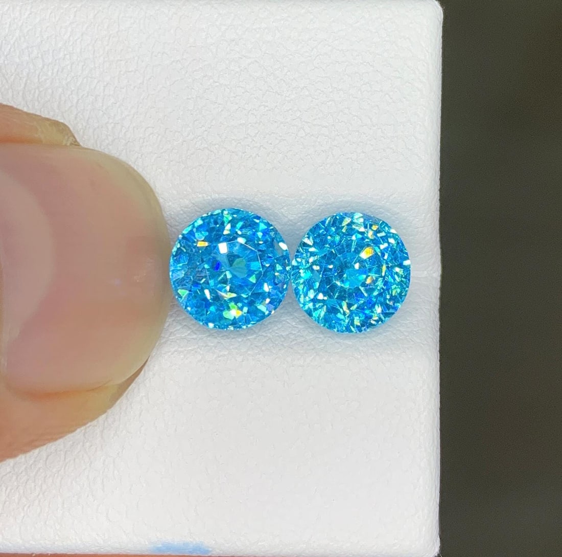 Cambodian Blue Zircon Pair Gemstone : Round Cut - 3