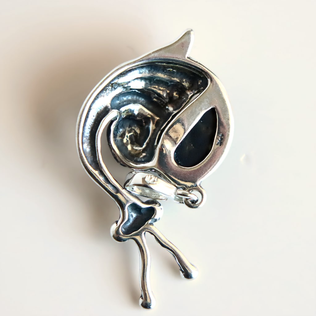 Amber Snail Pendant in Sterling Silver - 5