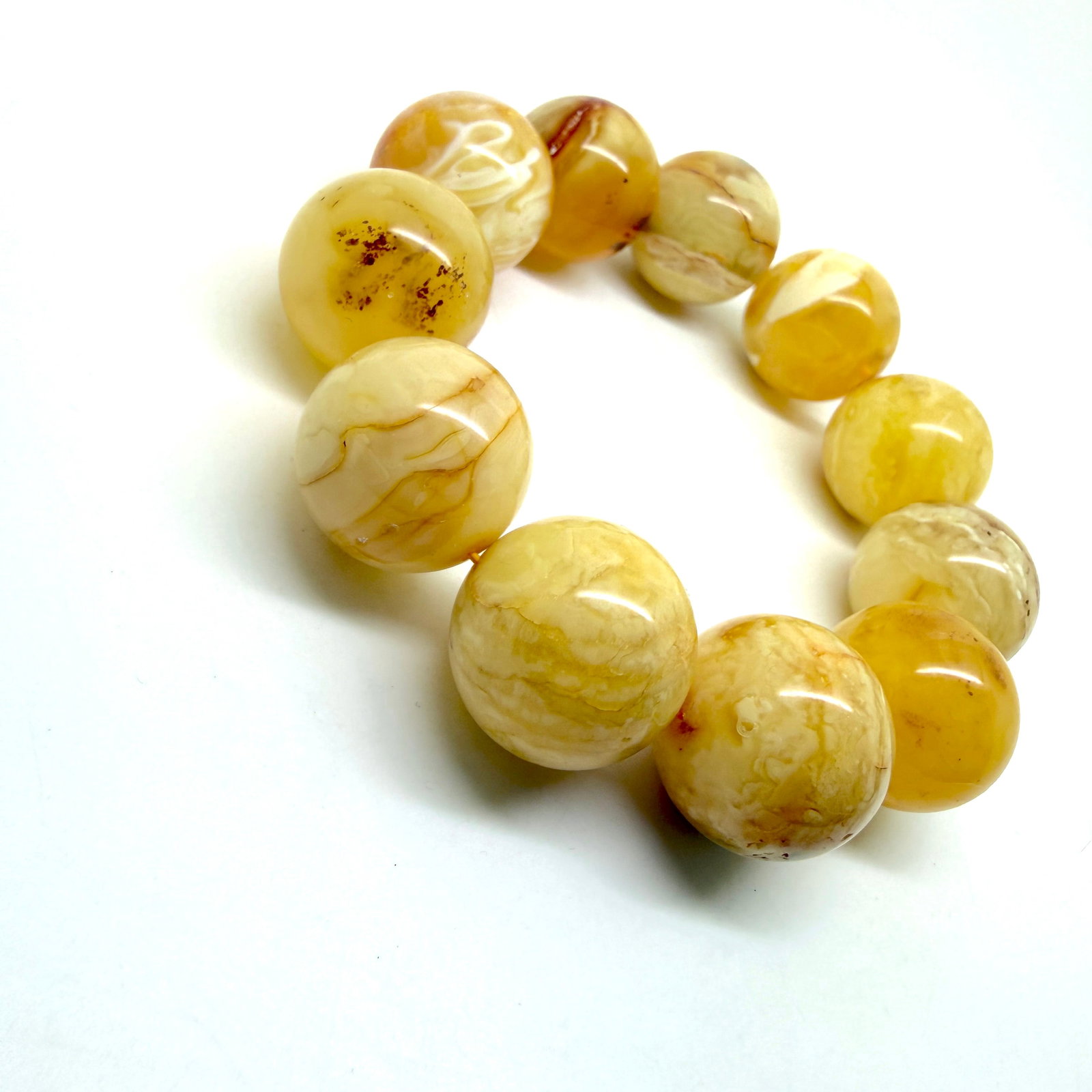Delightful Vintage Amber Bracelet - 8