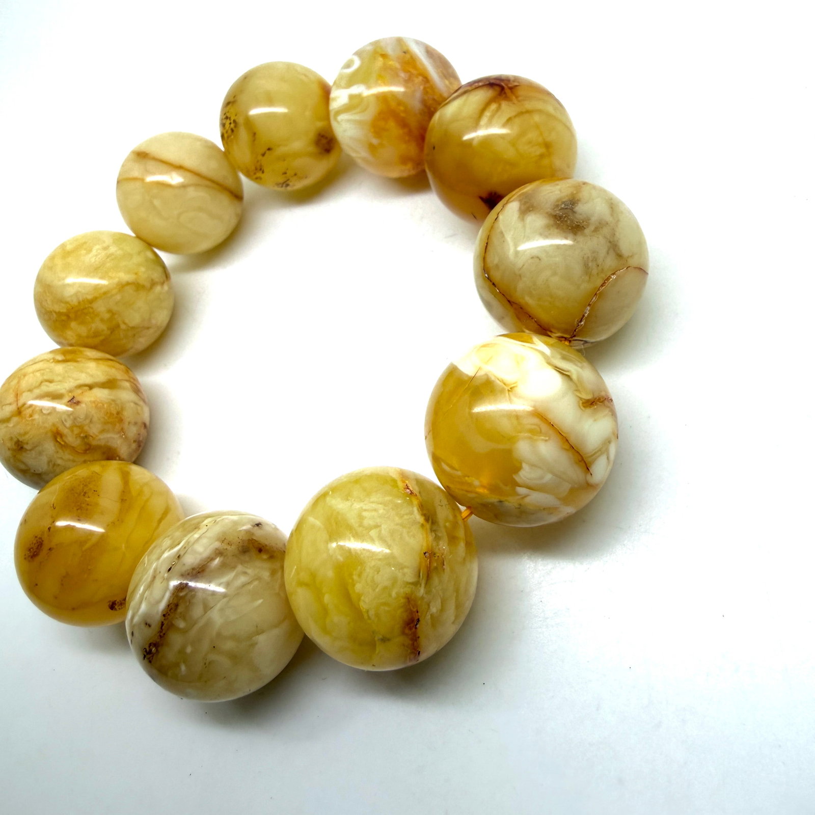 Delightful Vintage Amber Bracelet - 9