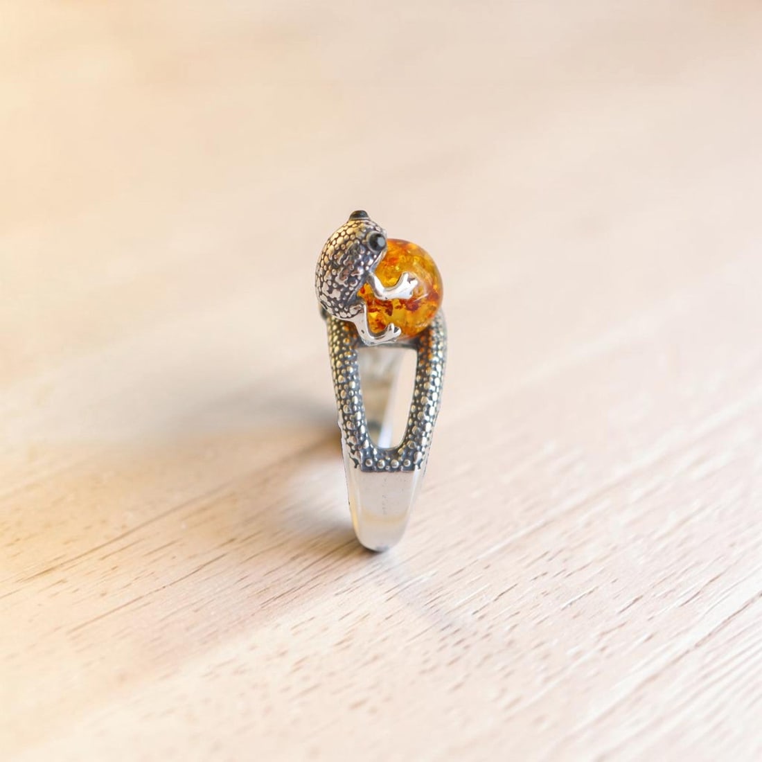 Frog Ring With Baltic Amber in Sterling Silver - 4