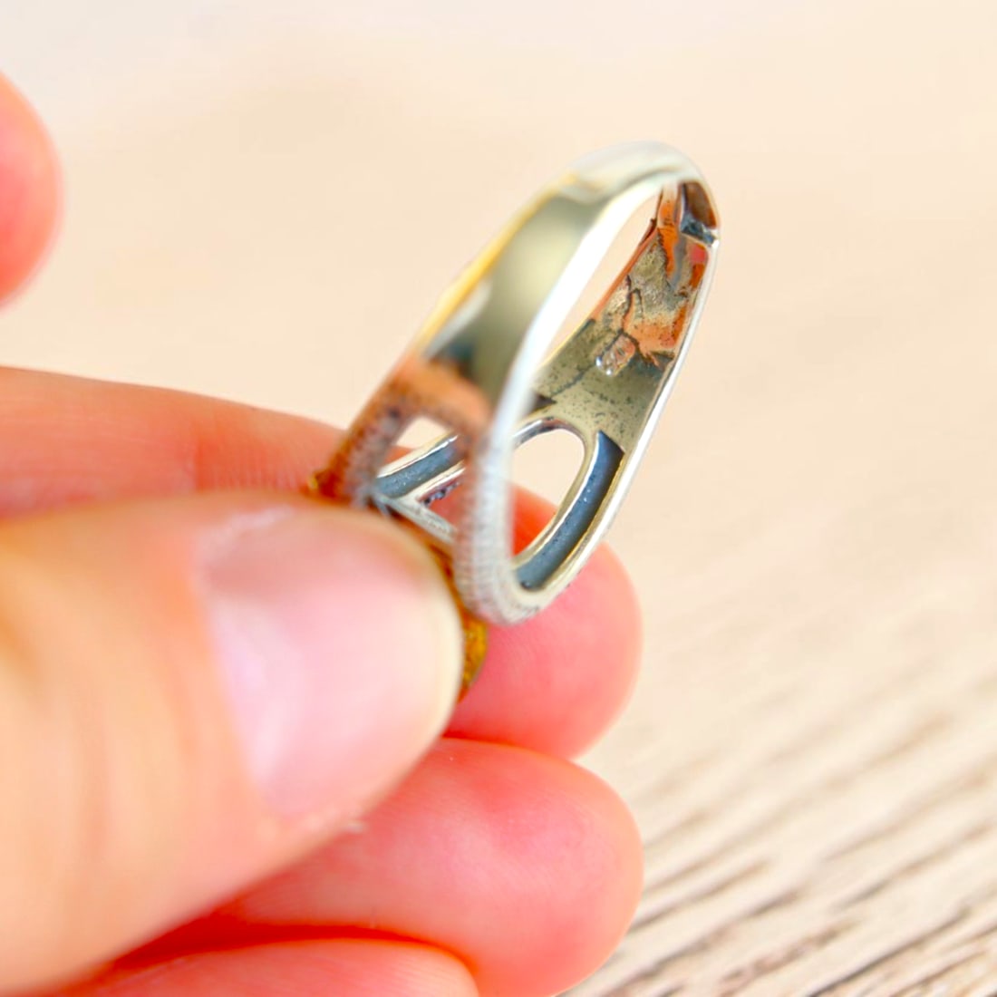 Frog Ring With Baltic Amber in Sterling Silver - 6