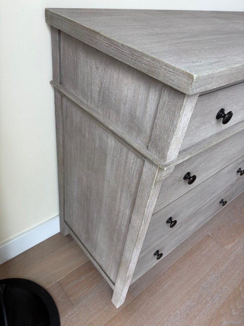 Contemporary Grey Washed Wooden Six-Drawer Dresser - 3